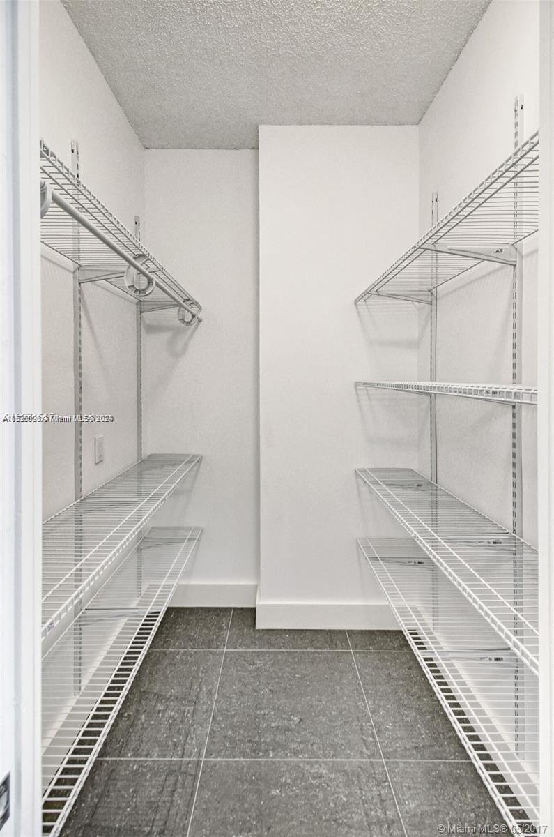 2801 183rd St, Aventura, FL, 33160 United States, 1 Bedroom Bedrooms, ,1 BathroomBathrooms,Residential,For Sale,183rd St,A11536998