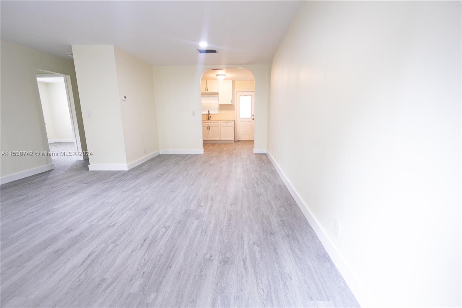 2346 SW 17TH AVE B, Fort Lauderdale, Florida 33315, 3 Bedrooms Bedrooms, ,2 BathroomsBathrooms,Residentiallease,For Rent,2346 SW 17TH AVE B,A11536742