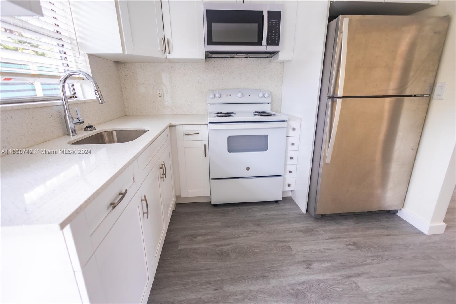 2346 SW 17TH AVE B, Fort Lauderdale, Florida 33315, 3 Bedrooms Bedrooms, ,2 BathroomsBathrooms,Residentiallease,For Rent,2346 SW 17TH AVE B,A11536742