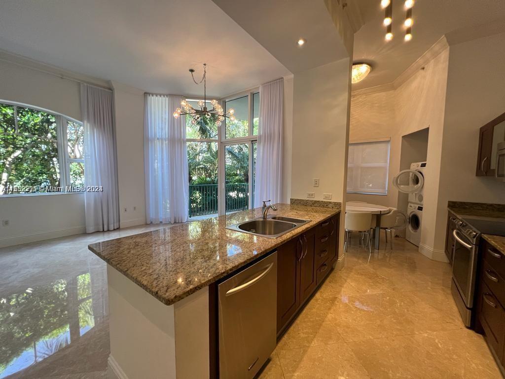 20000 E Country Club Dr 110, Aventura, Florida 33180, 2 Bedrooms Bedrooms, ,2 BathroomsBathrooms,Residentiallease,For Rent,20000 E Country Club Dr 110,A11532291