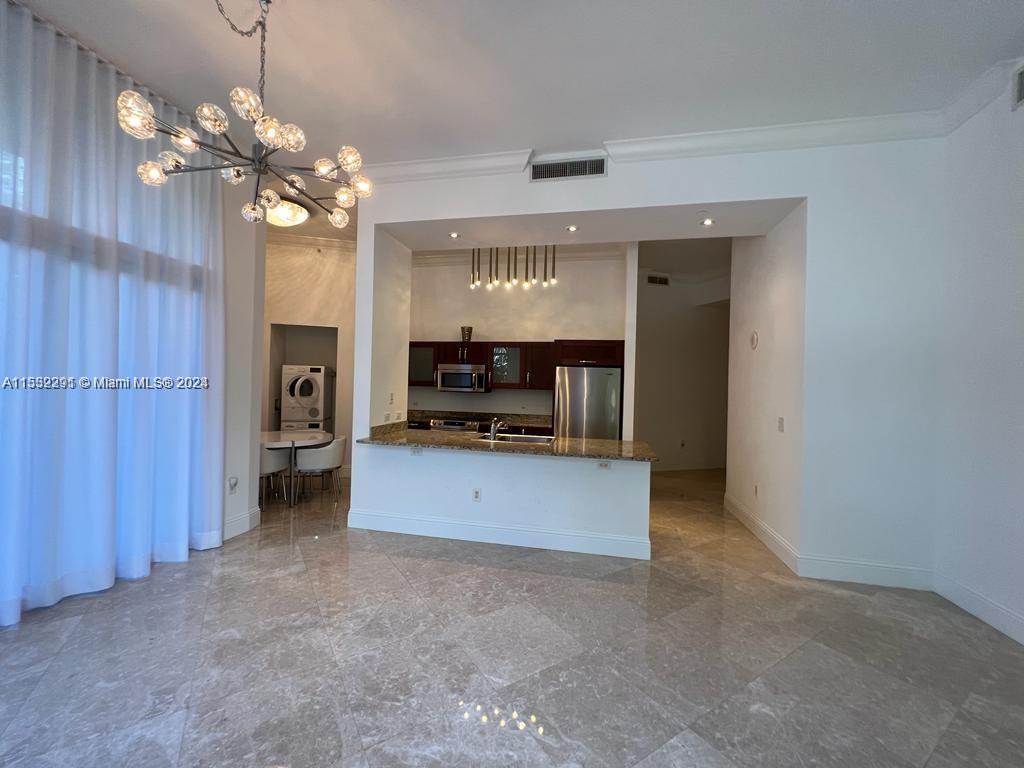 20000 E Country Club Dr 110, Aventura, Florida 33180, 2 Bedrooms Bedrooms, ,2 BathroomsBathrooms,Residentiallease,For Rent,20000 E Country Club Dr 110,A11532291