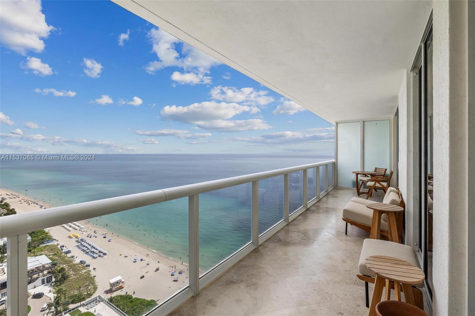 1830 S OCEAN DR 2811, Hallandale Beach, Florida 33009, 2 Bedrooms Bedrooms, ,2 BathroomsBathrooms,Residentiallease,For Rent,1830 S OCEAN DR 2811,A11537065
