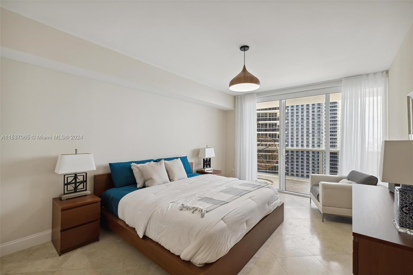 1830 S OCEAN DR 2811, Hallandale Beach, Florida 33009, 2 Bedrooms Bedrooms, ,2 BathroomsBathrooms,Residentiallease,For Rent,1830 S OCEAN DR 2811,A11537065