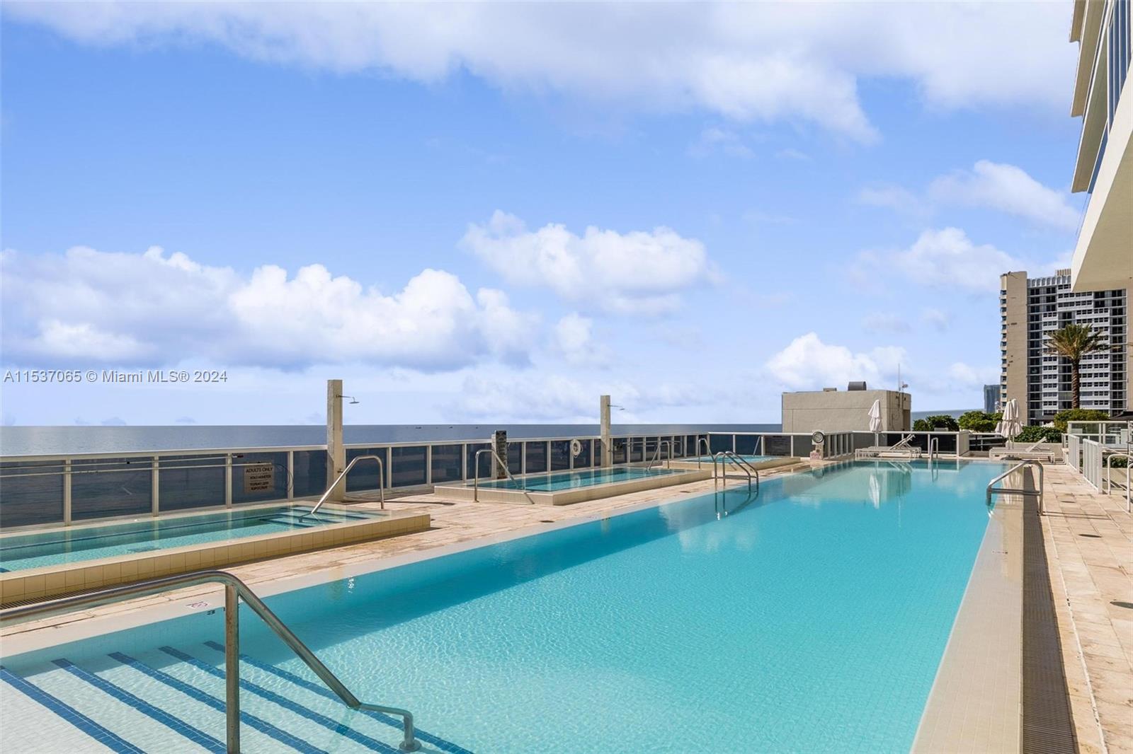 1830 S OCEAN DR 2811, Hallandale Beach, Florida 33009, 2 Bedrooms Bedrooms, ,2 BathroomsBathrooms,Residentiallease,For Rent,1830 S OCEAN DR 2811,A11537065