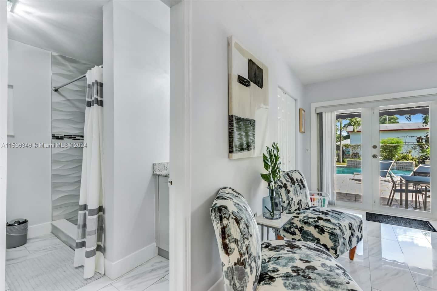 211 SW 4th Ave, Hallandale Beach, Florida 33009, 3 Bedrooms Bedrooms, ,2 BathroomsBathrooms,Residentiallease,For Rent,211 SW 4th Ave,A11536346