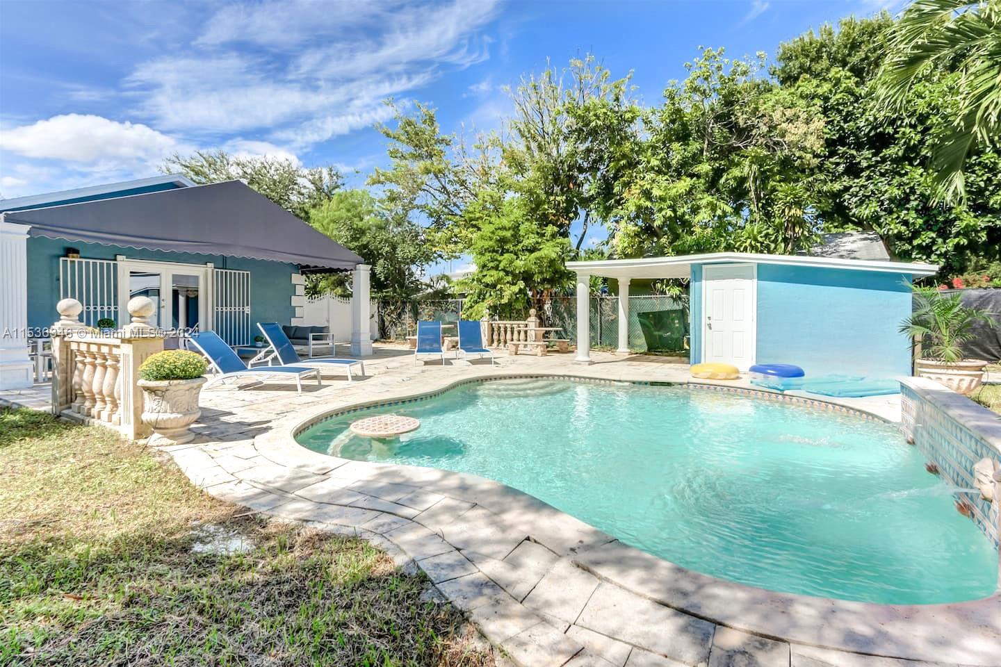 211 SW 4th Ave, Hallandale Beach, Florida 33009, 3 Bedrooms Bedrooms, ,2 BathroomsBathrooms,Residentiallease,For Rent,211 SW 4th Ave,A11536346