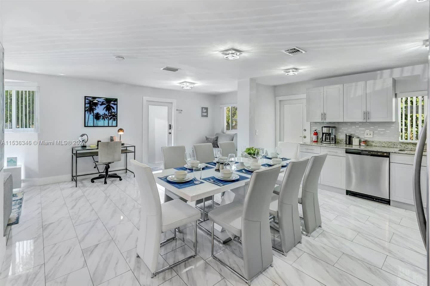 211 SW 4th Ave, Hallandale Beach, Florida 33009, 3 Bedrooms Bedrooms, ,2 BathroomsBathrooms,Residentiallease,For Rent,211 SW 4th Ave,A11536346