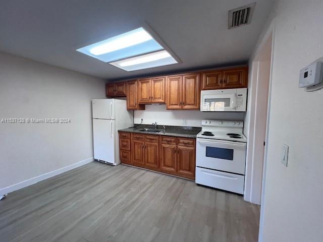 7160 Southgate Blvd 7160, Tamarac, Florida 33321, 1 Bedroom Bedrooms, ,1 BathroomBathrooms,Residential,For Sale,7160 Southgate Blvd 7160,A11537128