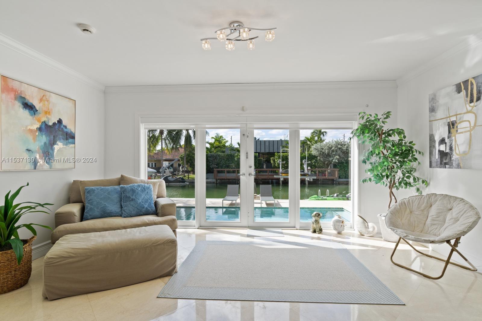 7990 Hawthorne Ave, Miami Beach, Florida 33141, 4 Bedrooms Bedrooms, ,3 BathroomsBathrooms,Residentiallease,For Rent,7990 Hawthorne Ave,A11537130