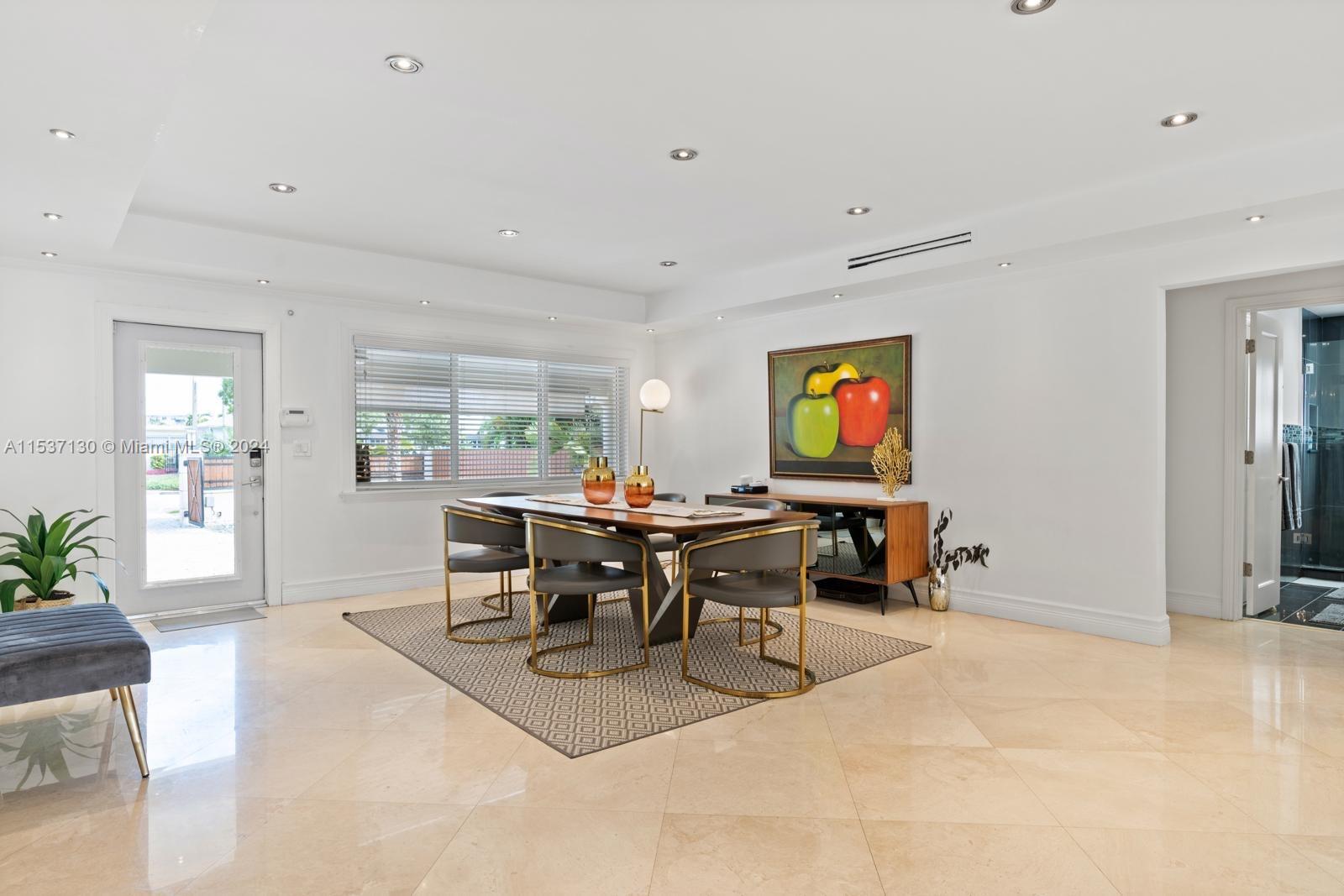 7990 Hawthorne Ave, Miami Beach, Florida 33141, 4 Bedrooms Bedrooms, ,3 BathroomsBathrooms,Residentiallease,For Rent,7990 Hawthorne Ave,A11537130