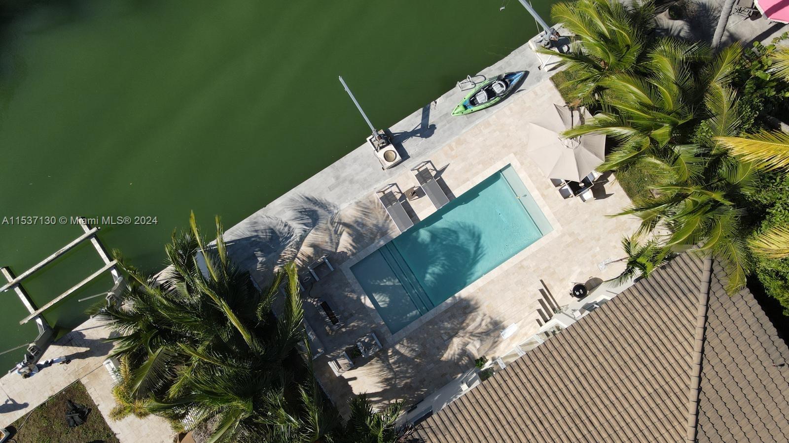 7990 Hawthorne Ave, Miami Beach, Florida 33141, 4 Bedrooms Bedrooms, ,3 BathroomsBathrooms,Residentiallease,For Rent,7990 Hawthorne Ave,A11537130