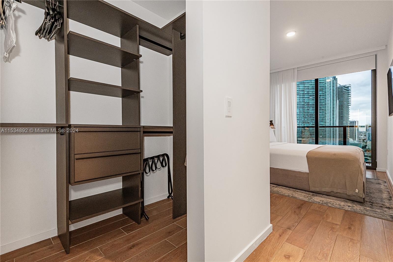 398 NE 5th St 1909, Miami, Florida 33132, 3 Bedrooms Bedrooms, ,3 BathroomsBathrooms,Residential,For Sale,398 NE 5th St 1909,A11534892