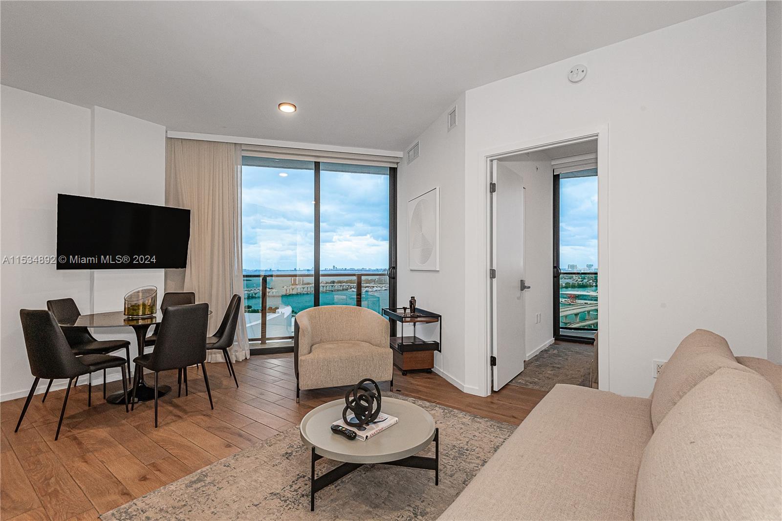 398 NE 5th St 1909, Miami, Florida 33132, 3 Bedrooms Bedrooms, ,3 BathroomsBathrooms,Residential,For Sale,398 NE 5th St 1909,A11534892