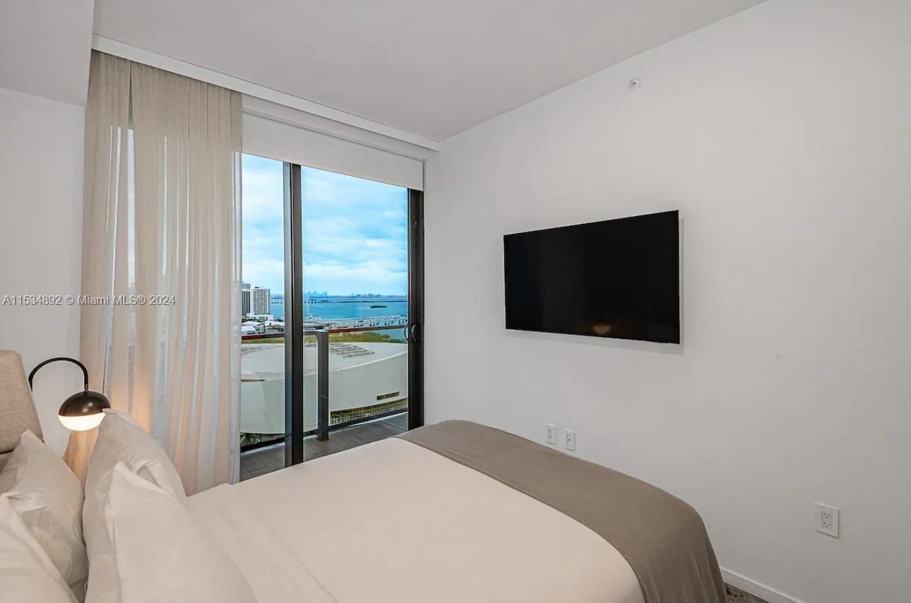 398 NE 5th St 1909, Miami, Florida 33132, 3 Bedrooms Bedrooms, ,3 BathroomsBathrooms,Residential,For Sale,398 NE 5th St 1909,A11534892