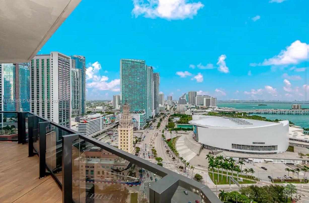 398 NE 5th St 1909, Miami, Florida 33132, 3 Bedrooms Bedrooms, ,3 BathroomsBathrooms,Residential,For Sale,398 NE 5th St 1909,A11534892