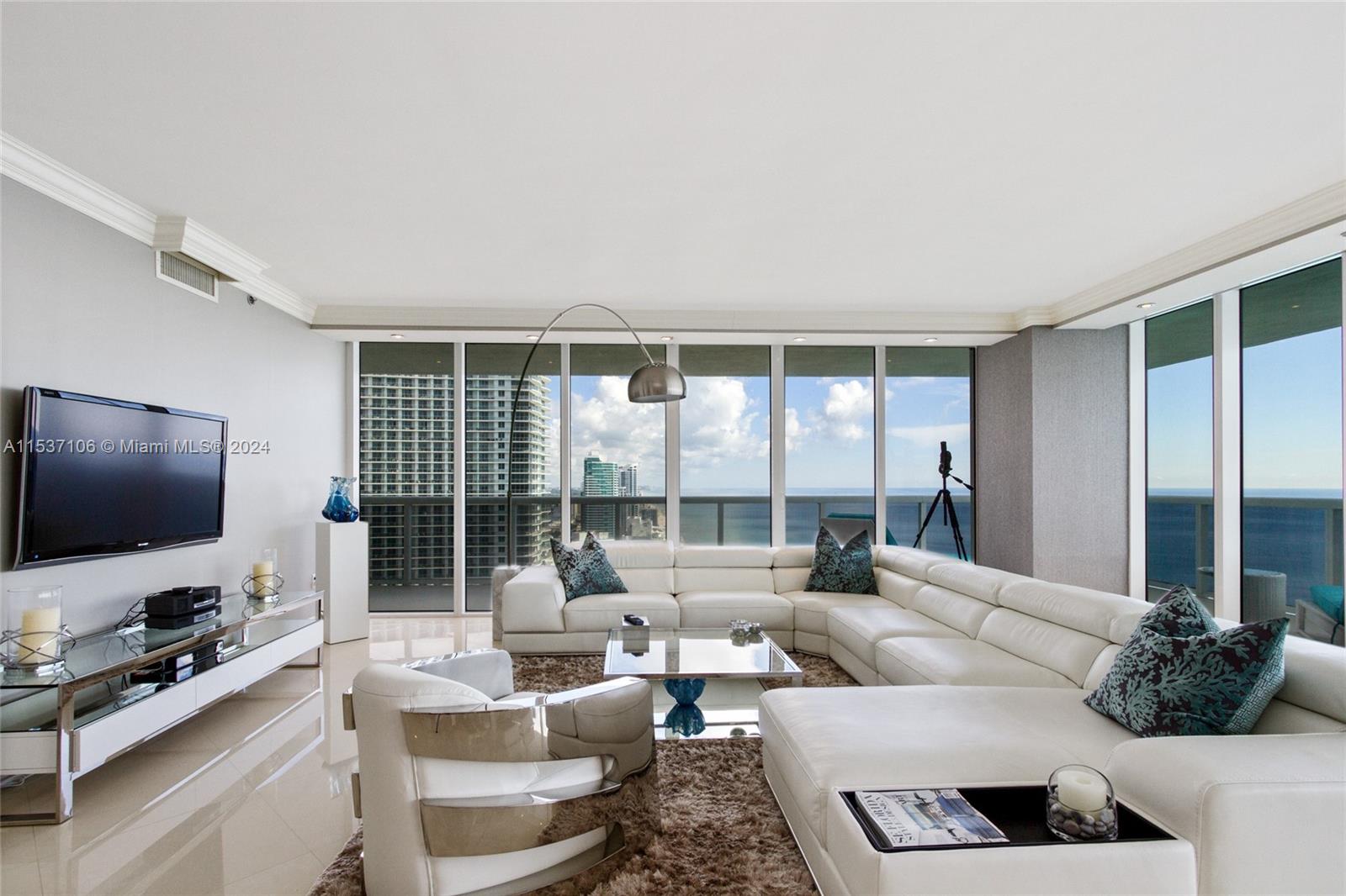 1830 S Ocean Dr 3401, Hallandale Beach, Florida 33009, 3 Bedrooms Bedrooms, ,3 BathroomsBathrooms,Residentiallease,For Rent,1830 S Ocean Dr 3401,A11537106