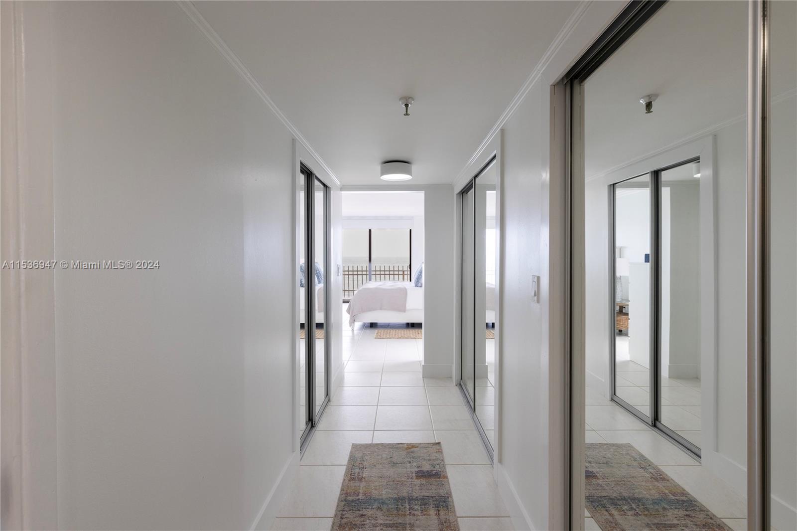 6061 Collins Ave 9F, Miami Beach, Florida 33140, 2 Bedrooms Bedrooms, ,2 BathroomsBathrooms,Residentiallease,For Rent,6061 Collins Ave 9F,A11536947