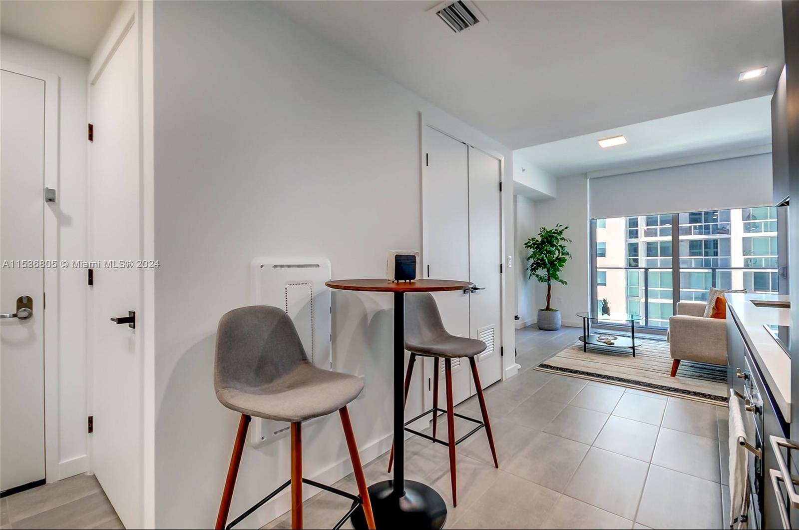 227 NE 2nd St 2010, Miami, Florida 33132, ,1 BathroomBathrooms,Residential,For Sale,227 NE 2nd St 2010,A11536805