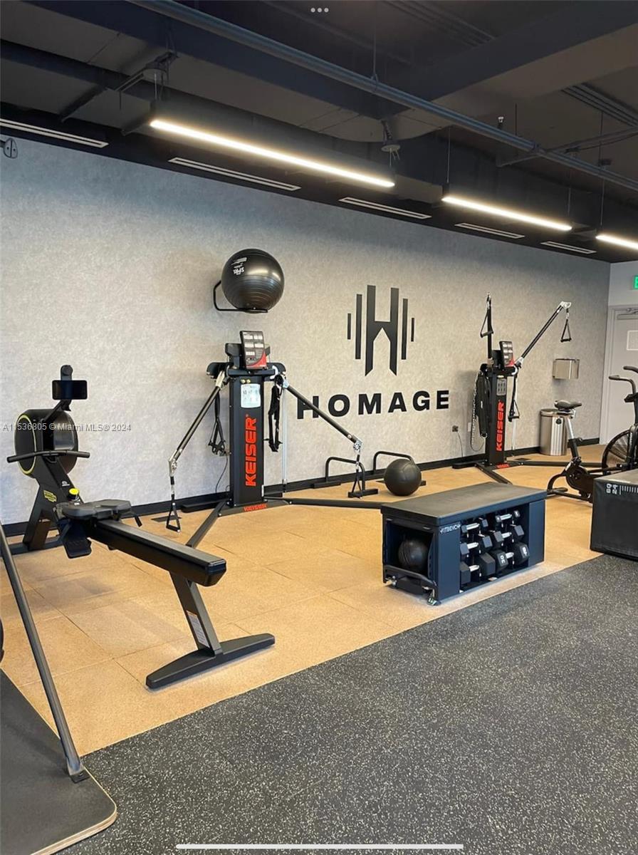 227 NE 2nd St 2010, Miami, Florida 33132, ,1 BathroomBathrooms,Residential,For Sale,227 NE 2nd St 2010,A11536805