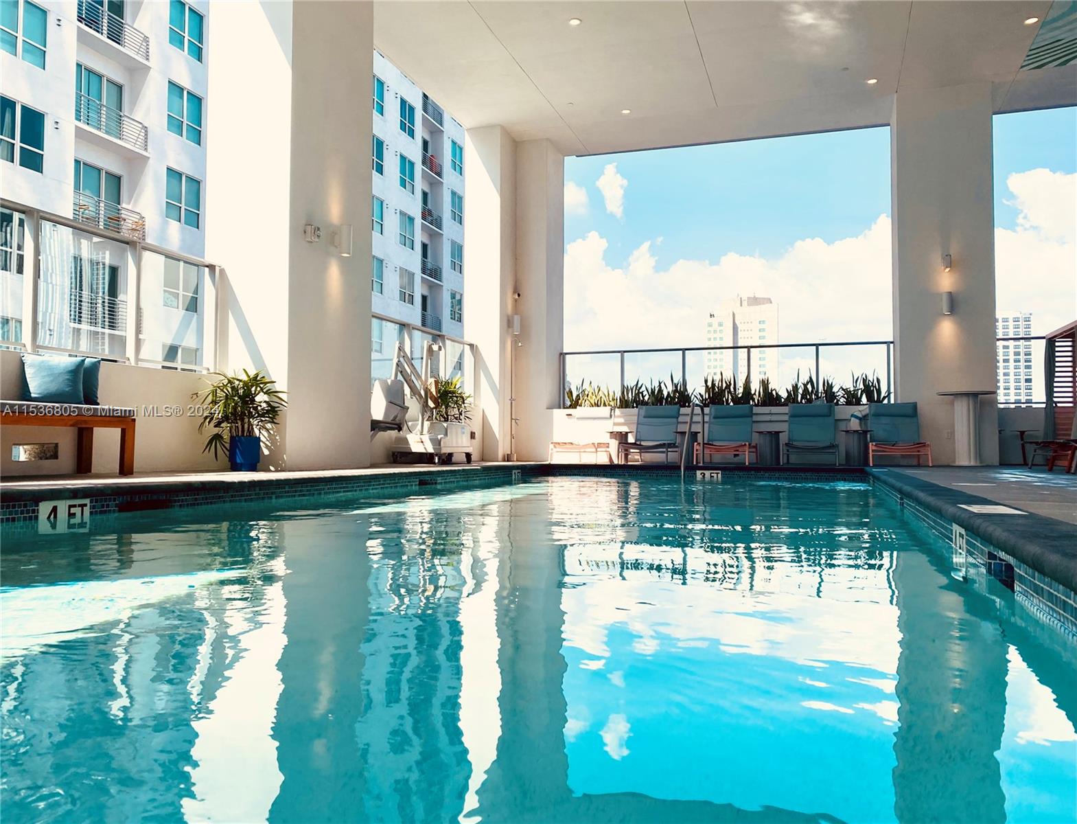 227 NE 2nd St 2010, Miami, Florida 33132, ,1 BathroomBathrooms,Residential,For Sale,227 NE 2nd St 2010,A11536805