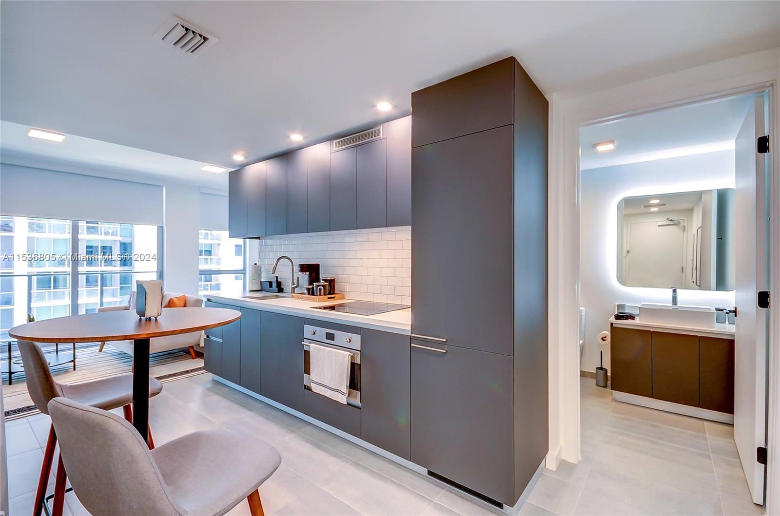 227 NE 2nd St 2010, Miami, Florida 33132, ,1 BathroomBathrooms,Residential,For Sale,227 NE 2nd St 2010,A11536805