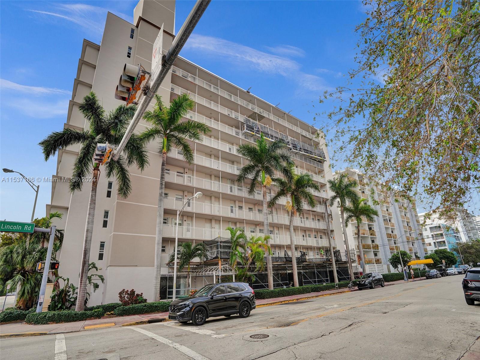 1300 Lincoln Rd C403, Miami Beach, Florida 33139, 1 Bedroom Bedrooms, ,1 BathroomBathrooms,Residential,For Sale,1300 Lincoln Rd C403,A11537166