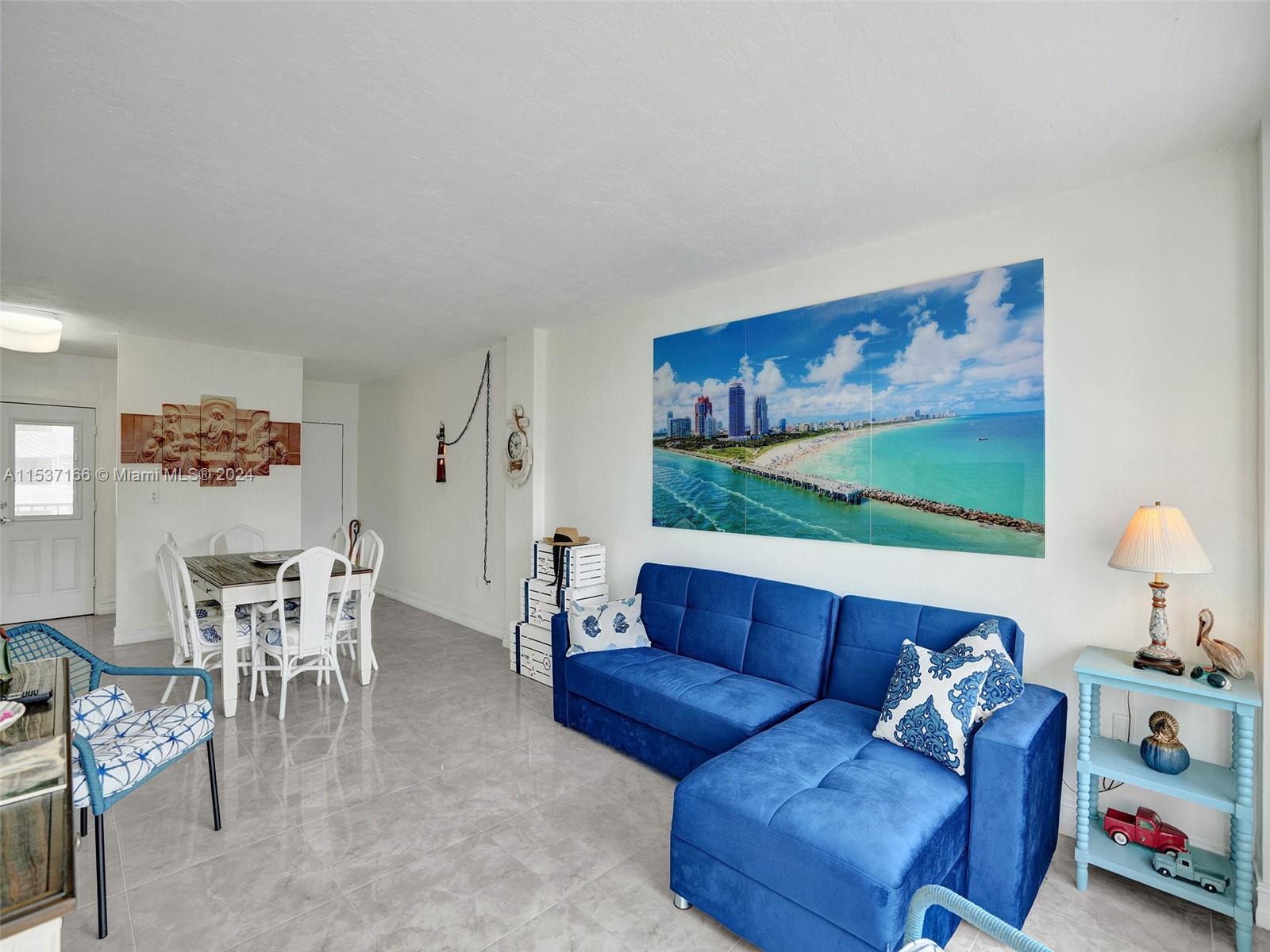 1300 Lincoln Rd C403, Miami Beach, Florida 33139, 1 Bedroom Bedrooms, ,1 BathroomBathrooms,Residential,For Sale,1300 Lincoln Rd C403,A11537166