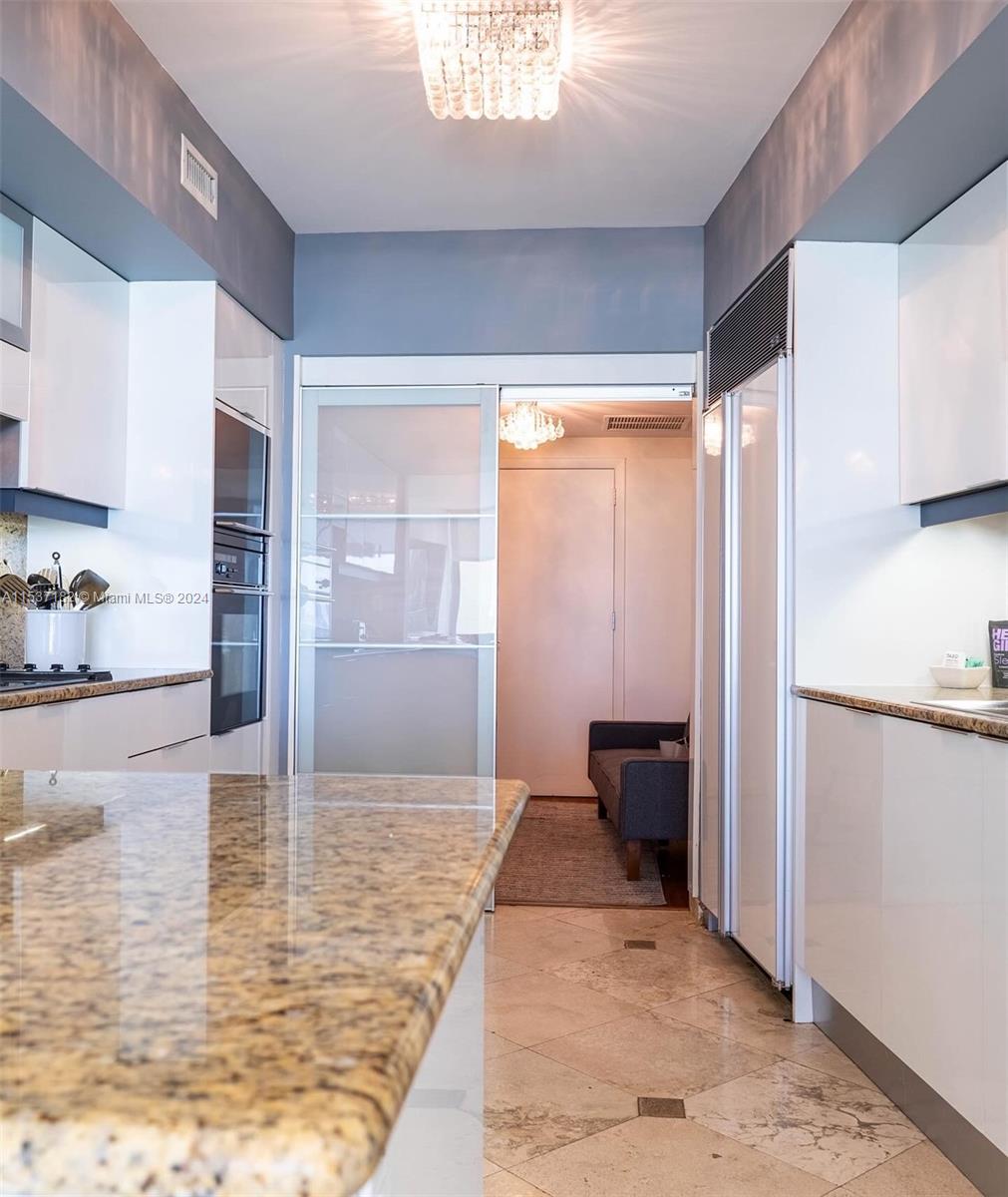 1455 Ocean Dr 1211, Miami Beach, Florida 33139, 1 Bedroom Bedrooms, ,2 BathroomsBathrooms,Residentiallease,For Rent,1455 Ocean Dr 1211,A11537182