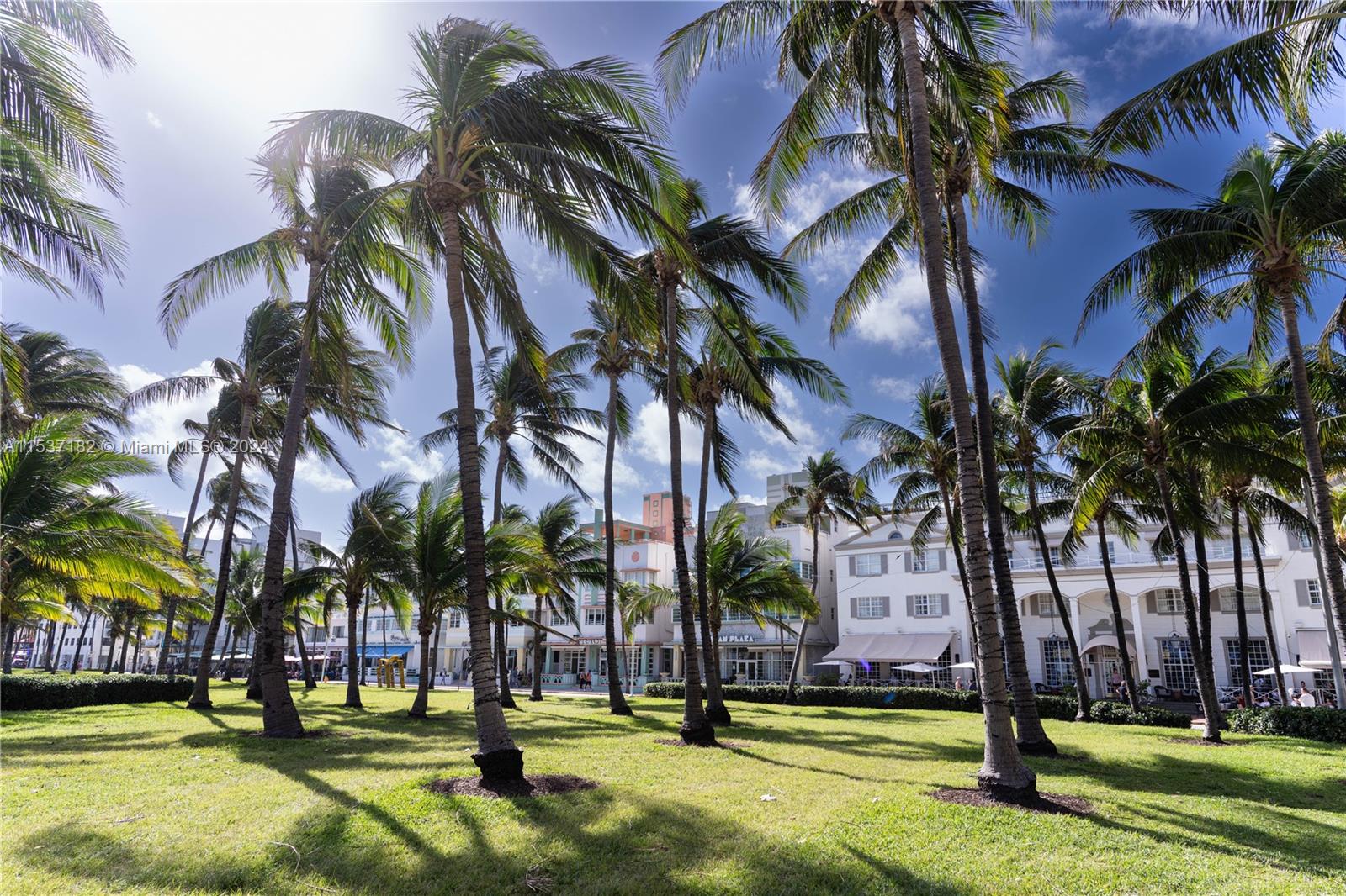 1455 Ocean Dr 1211, Miami Beach, Florida 33139, 1 Bedroom Bedrooms, ,2 BathroomsBathrooms,Residentiallease,For Rent,1455 Ocean Dr 1211,A11537182