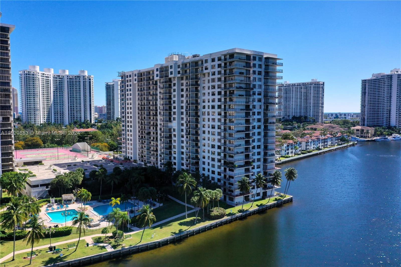 18151 31st Ct, Aventura, FL, 33160 United States, 1 Bedroom Bedrooms, ,1 BathroomBathrooms,Residential,For Sale,31st Ct,A11529883