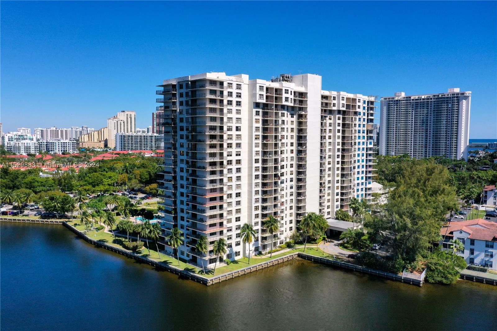 18151 31st Ct, Aventura, FL, 33160 United States, 1 Bedroom Bedrooms, ,1 BathroomBathrooms,Residential,For Sale,31st Ct,A11529883