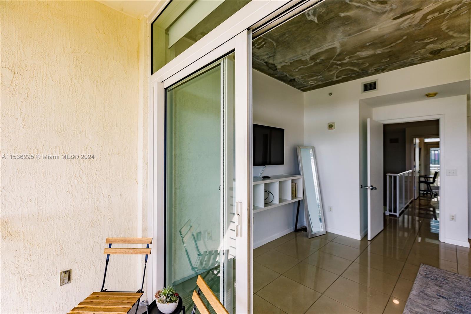 3250 NE 1st Ave 549, Miami, Florida 33137, 2 Bedrooms Bedrooms, ,2 BathroomsBathrooms,Residentiallease,For Rent,3250 NE 1st Ave 549,A11536295