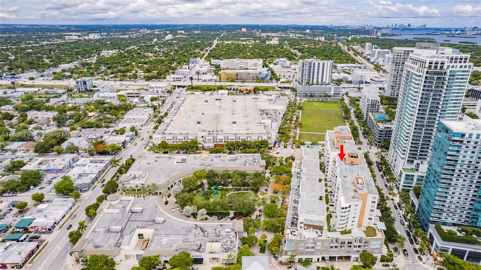 3250 NE 1st Ave 549, Miami, Florida 33137, 2 Bedrooms Bedrooms, ,2 BathroomsBathrooms,Residentiallease,For Rent,3250 NE 1st Ave 549,A11536295