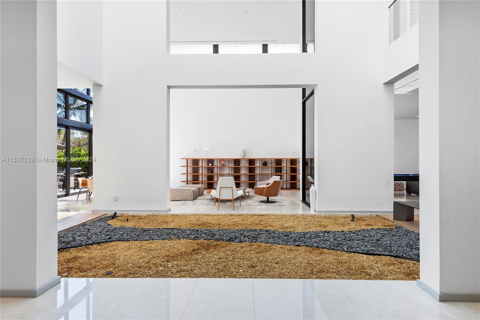 418 Sunset Dr, Hallandale Beach, Florida 33009, 6 Bedrooms Bedrooms, ,6 BathroomsBathrooms,Residential,For Sale,418 Sunset Dr,A11537129