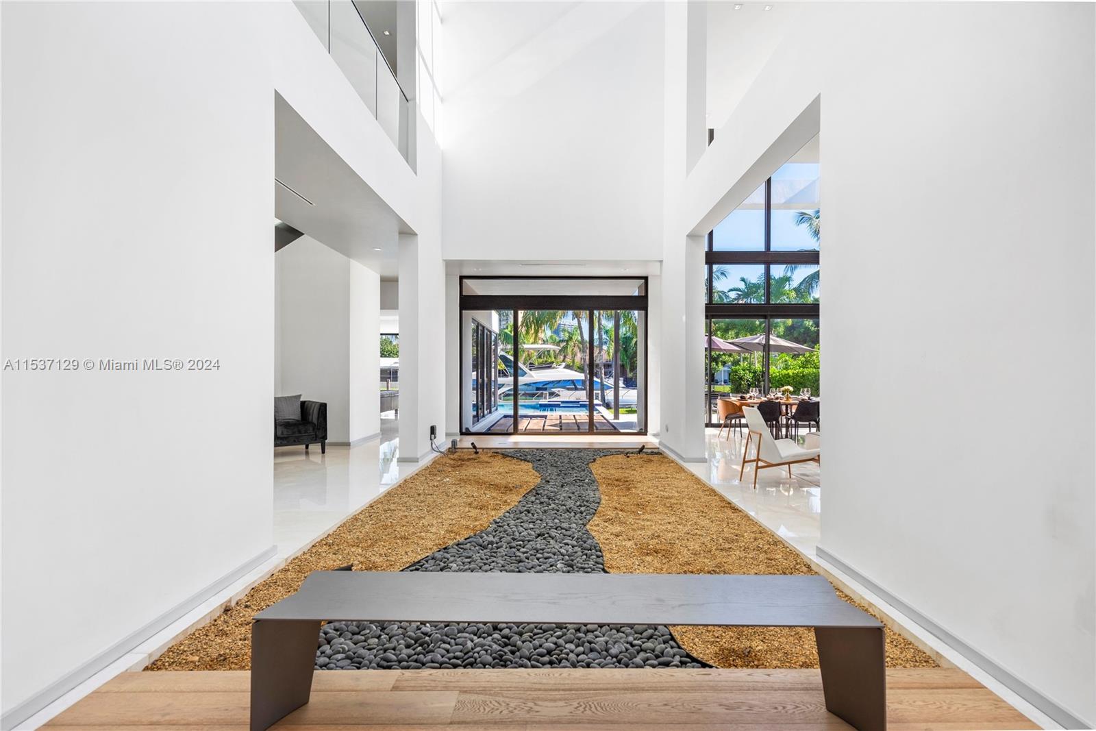 418 Sunset Dr, Hallandale Beach, Florida 33009, 6 Bedrooms Bedrooms, ,6 BathroomsBathrooms,Residential,For Sale,418 Sunset Dr,A11537129