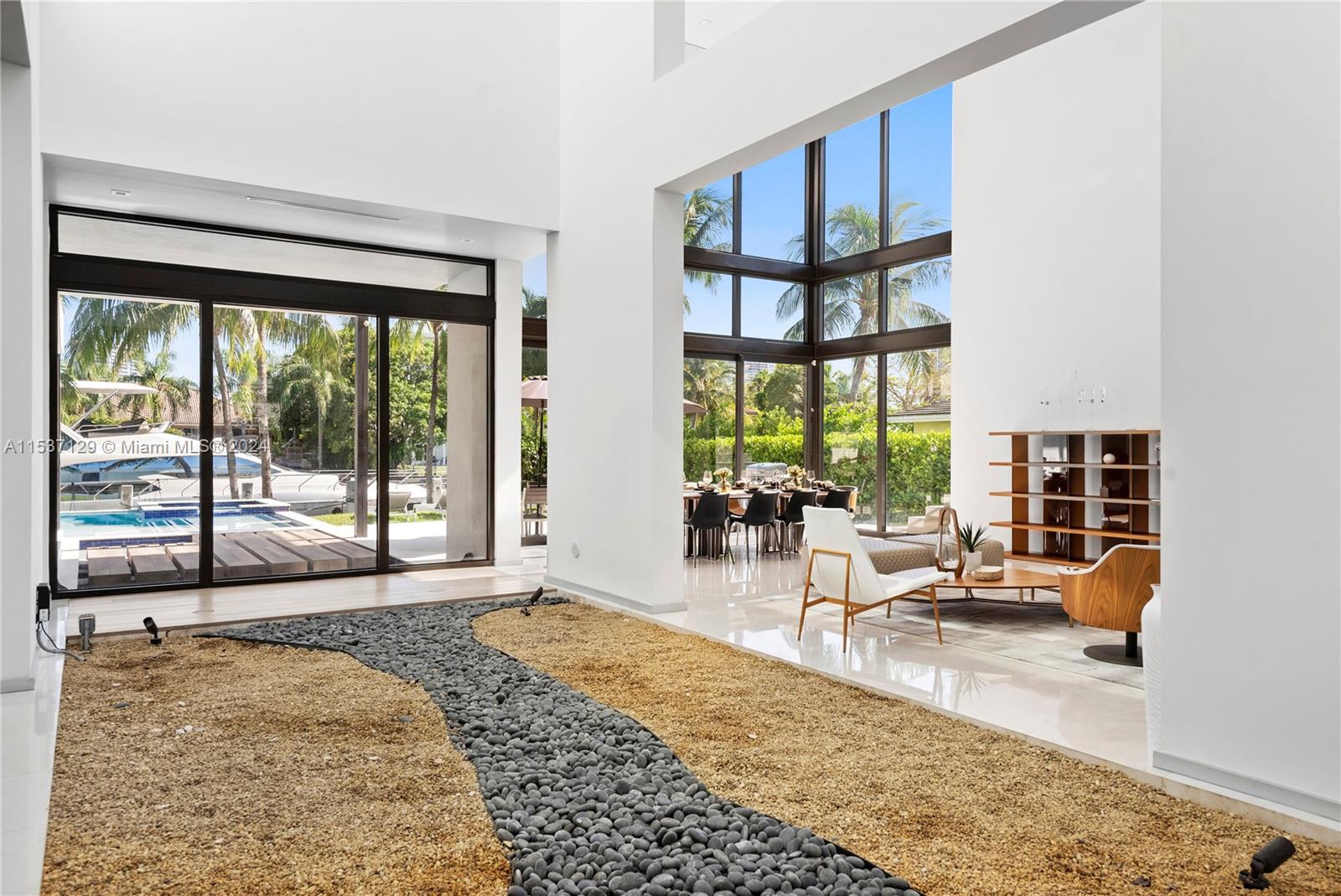 418 Sunset Dr, Hallandale Beach, FL, 33009 United States, 6 Bedrooms Bedrooms, ,6 BathroomsBathrooms,Residential,For Sale,Sunset Dr,A11537129