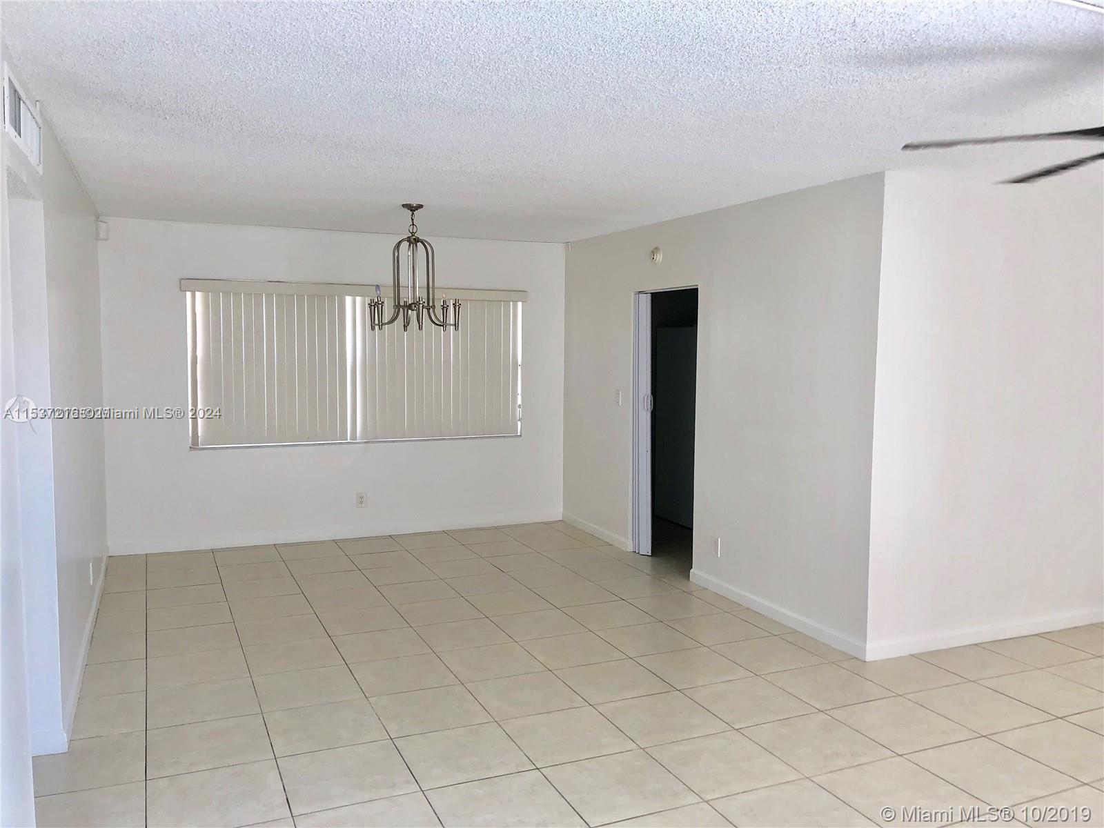 121 Golden Isles Dr 407, Hallandale Beach, Florida 33009, 3 Bedrooms Bedrooms, ,2 BathroomsBathrooms,Residential,For Sale,121 Golden Isles Dr 407,A11537216