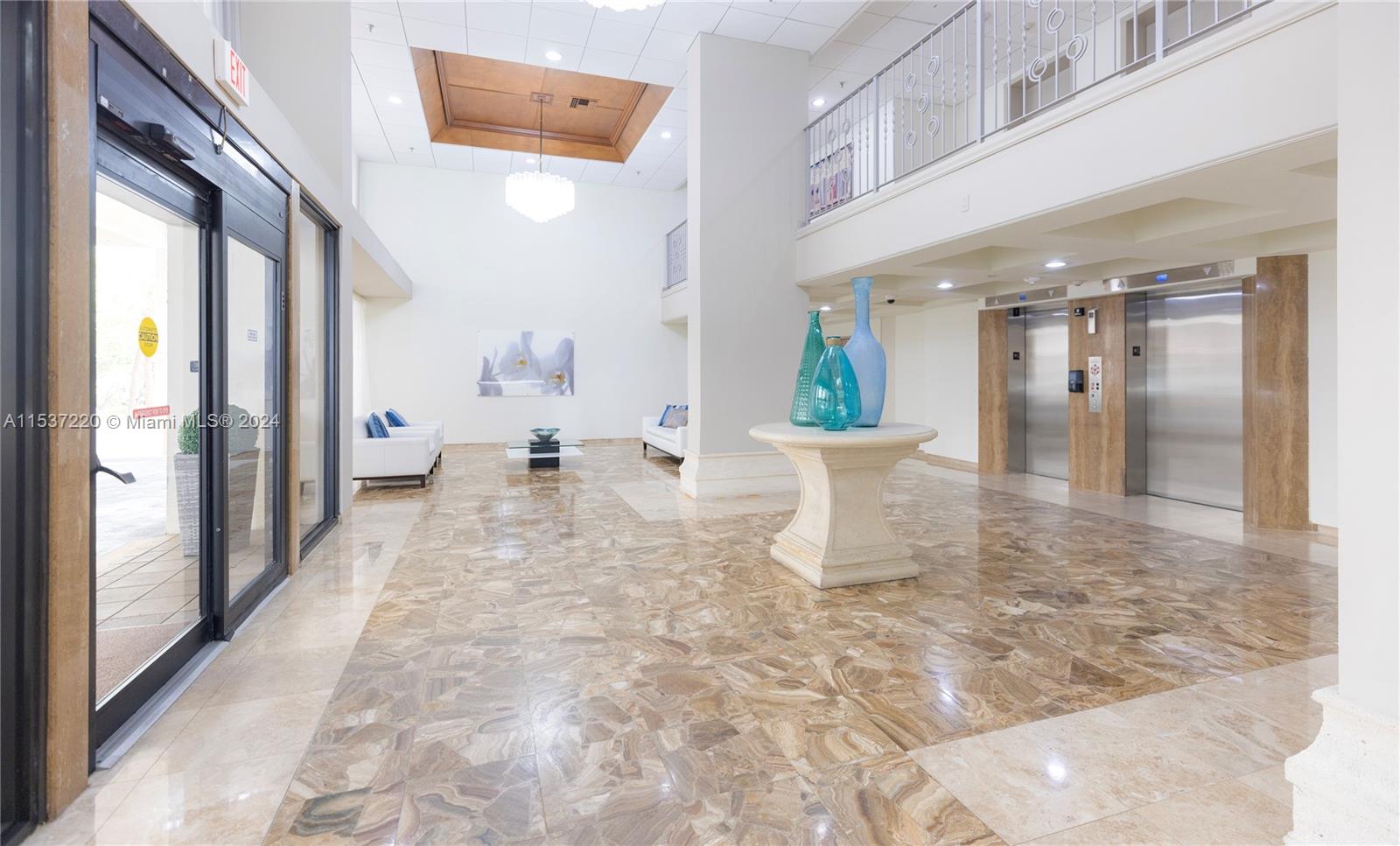 6061 Collins Ave 9F, Miami Beach, Florida 33140, 2 Bedrooms Bedrooms, ,2 BathroomsBathrooms,Residential,For Sale,6061 Collins Ave 9F,A11537220