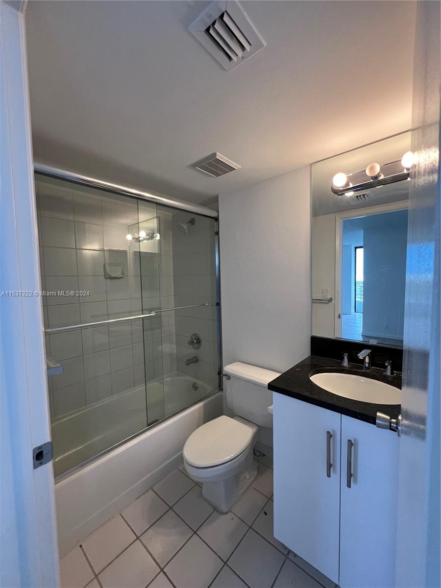 3300 NE 192nd St 1001, Aventura, Florida 33180, 2 Bedrooms Bedrooms, ,2 BathroomsBathrooms,Residentiallease,For Rent,3300 NE 192nd St 1001,A11537222