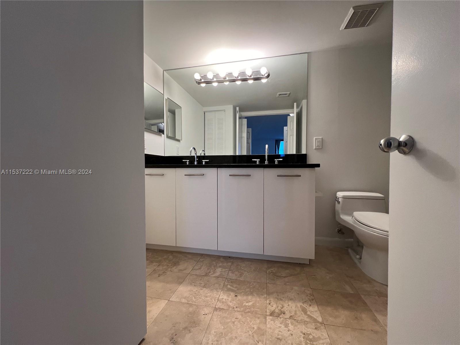 3300 NE 192nd St 1001, Aventura, Florida 33180, 2 Bedrooms Bedrooms, ,2 BathroomsBathrooms,Residentiallease,For Rent,3300 NE 192nd St 1001,A11537222