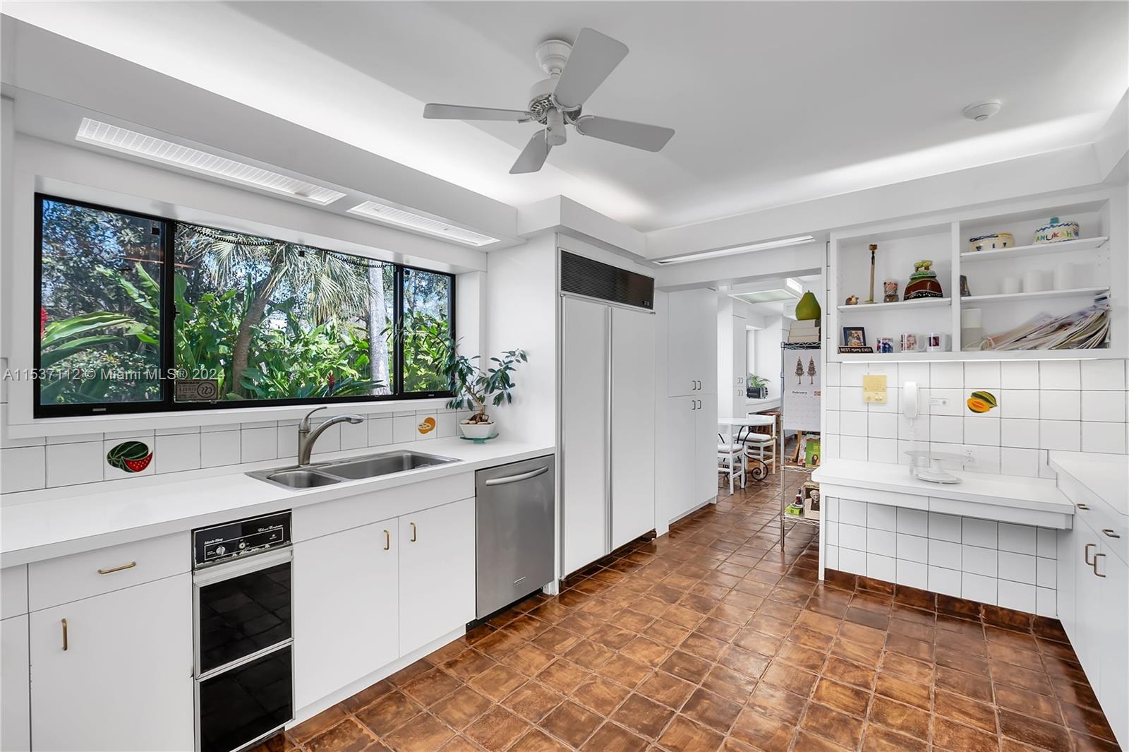 5465 Banyan Trl, Coral Gables, FL, 33156 United States, 5 Bedrooms Bedrooms, ,5 BathroomsBathrooms,Residential,For Sale,Banyan Trl,A11537112