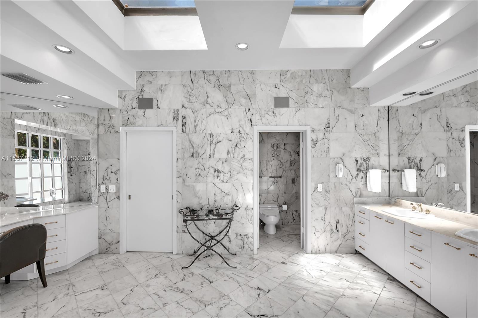 5465 Banyan Trl, Coral Gables, FL, 33156 United States, 5 Bedrooms Bedrooms, ,5 BathroomsBathrooms,Residential,For Sale,Banyan Trl,A11537112