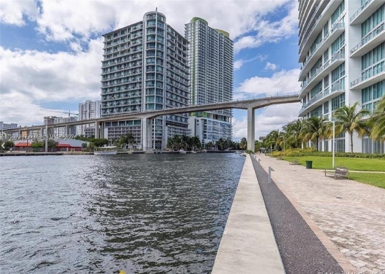 92 SW 3rd St 1705, Miami, Florida 33130, 2 Bedrooms Bedrooms, ,2 BathroomsBathrooms,Residentiallease,For Rent,92 SW 3rd St 1705,A11537237