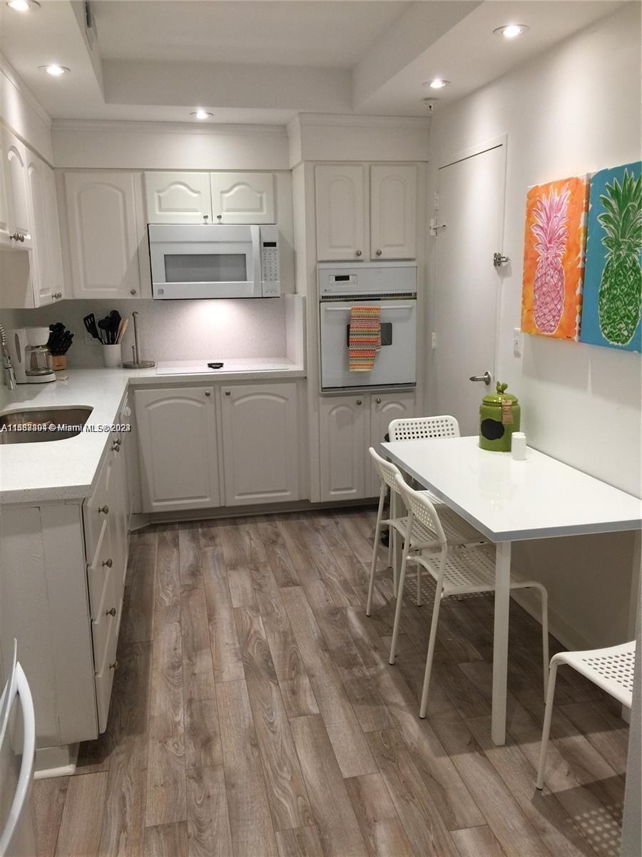 3801 S Ocean Dr PH16F, Hollywood, Florida 33019, 2 Bedrooms Bedrooms, ,2 BathroomsBathrooms,Residentiallease,For Rent,3801 S Ocean Dr PH16F,A11533801