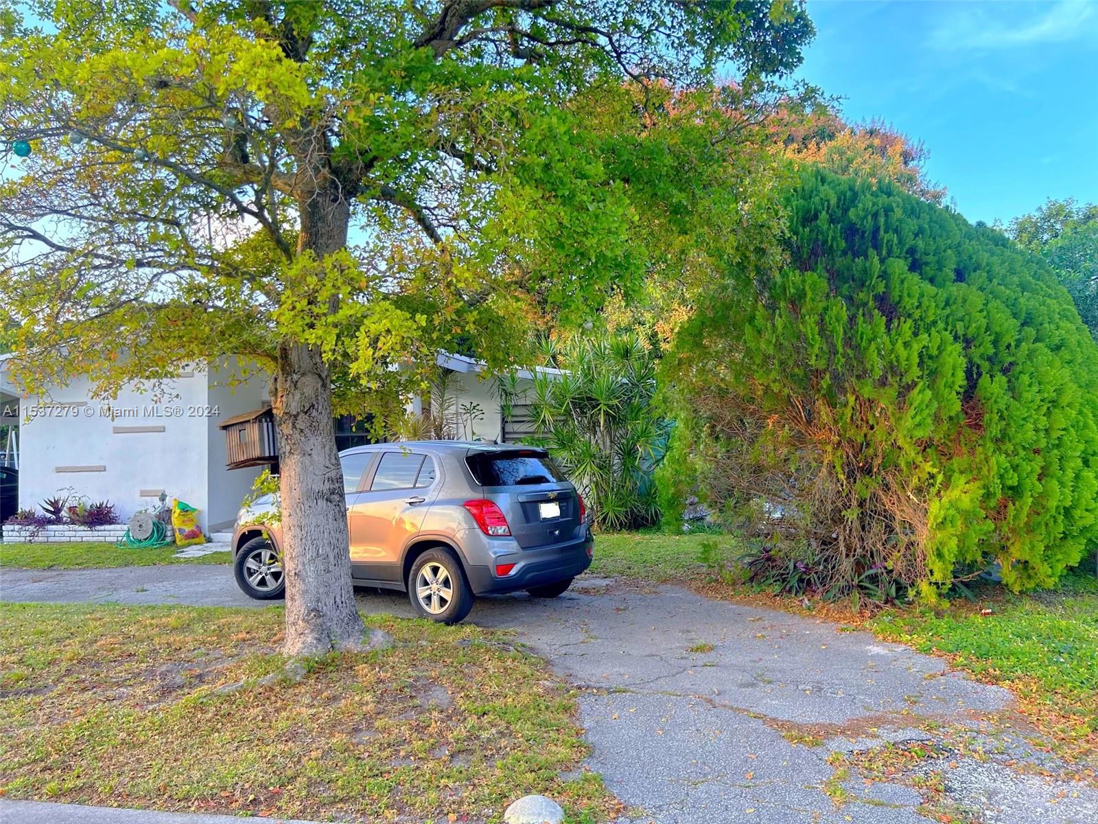 461 NE 175th St, North Miami Beach, Florida 33162, 3 Bedrooms Bedrooms, ,2 BathroomsBathrooms,Residential,For Sale,461 NE 175th St,A11537279