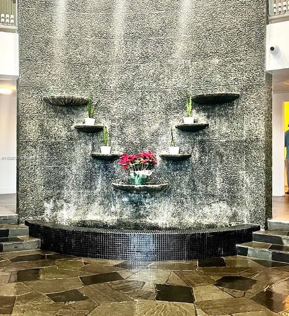 1700 NE 105th St 512, Miami Shores, Florida 33138, 2 Bedrooms Bedrooms, ,2 BathroomsBathrooms,Residentiallease,For Rent,1700 NE 105th St 512,A11536123