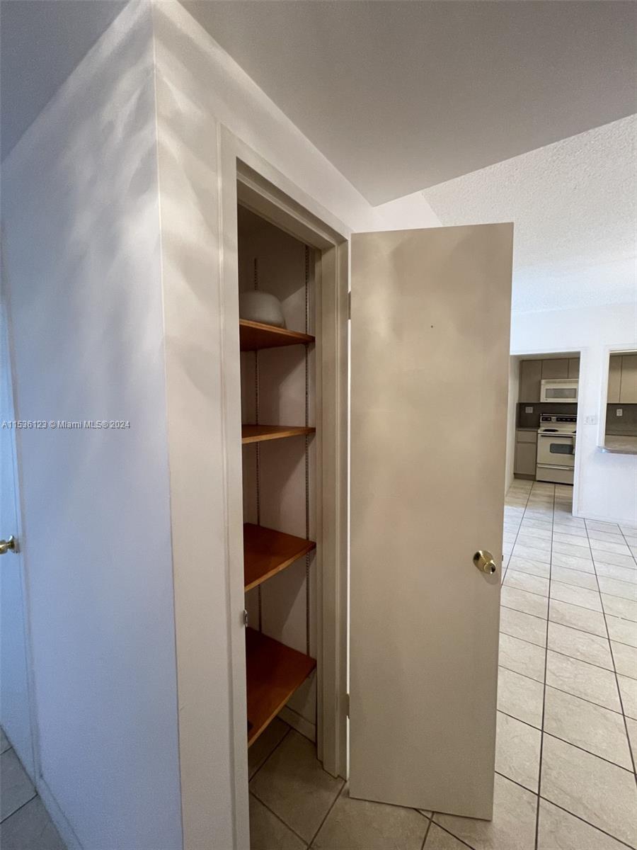 1700 NE 105th St 512, Miami Shores, Florida 33138, 2 Bedrooms Bedrooms, ,2 BathroomsBathrooms,Residentiallease,For Rent,1700 NE 105th St 512,A11536123