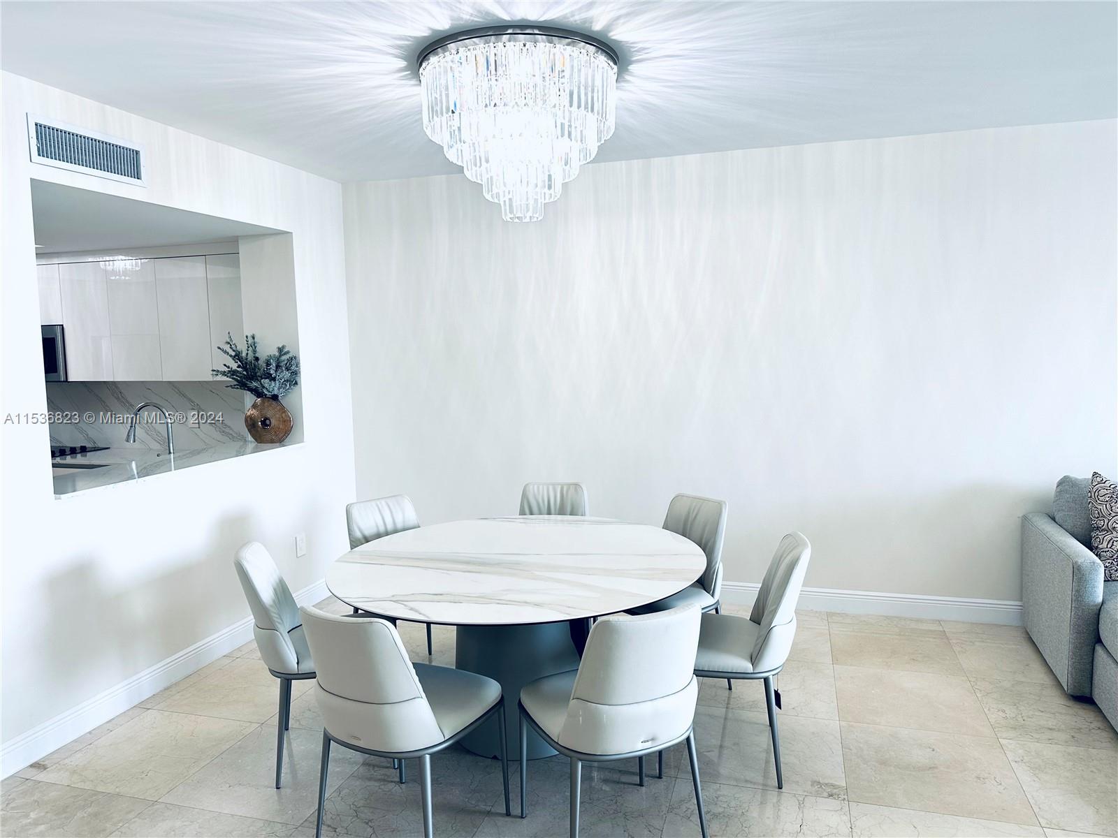 3330 NE 190th St 917, Aventura, Florida 33180, 2 Bedrooms Bedrooms, ,2 BathroomsBathrooms,Residentiallease,For Rent,3330 NE 190th St 917,A11536823