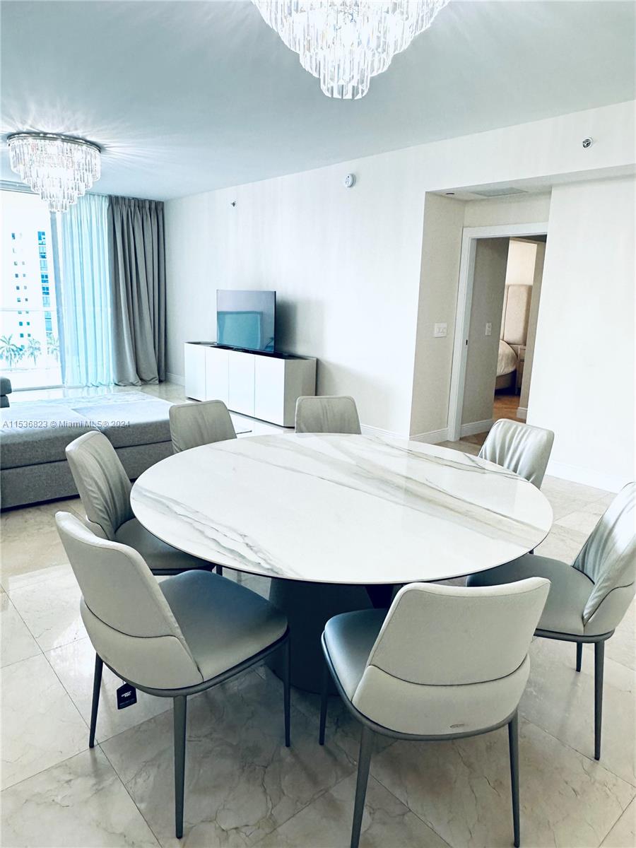 3330 NE 190th St 917, Aventura, Florida 33180, 2 Bedrooms Bedrooms, ,2 BathroomsBathrooms,Residentiallease,For Rent,3330 NE 190th St 917,A11536823