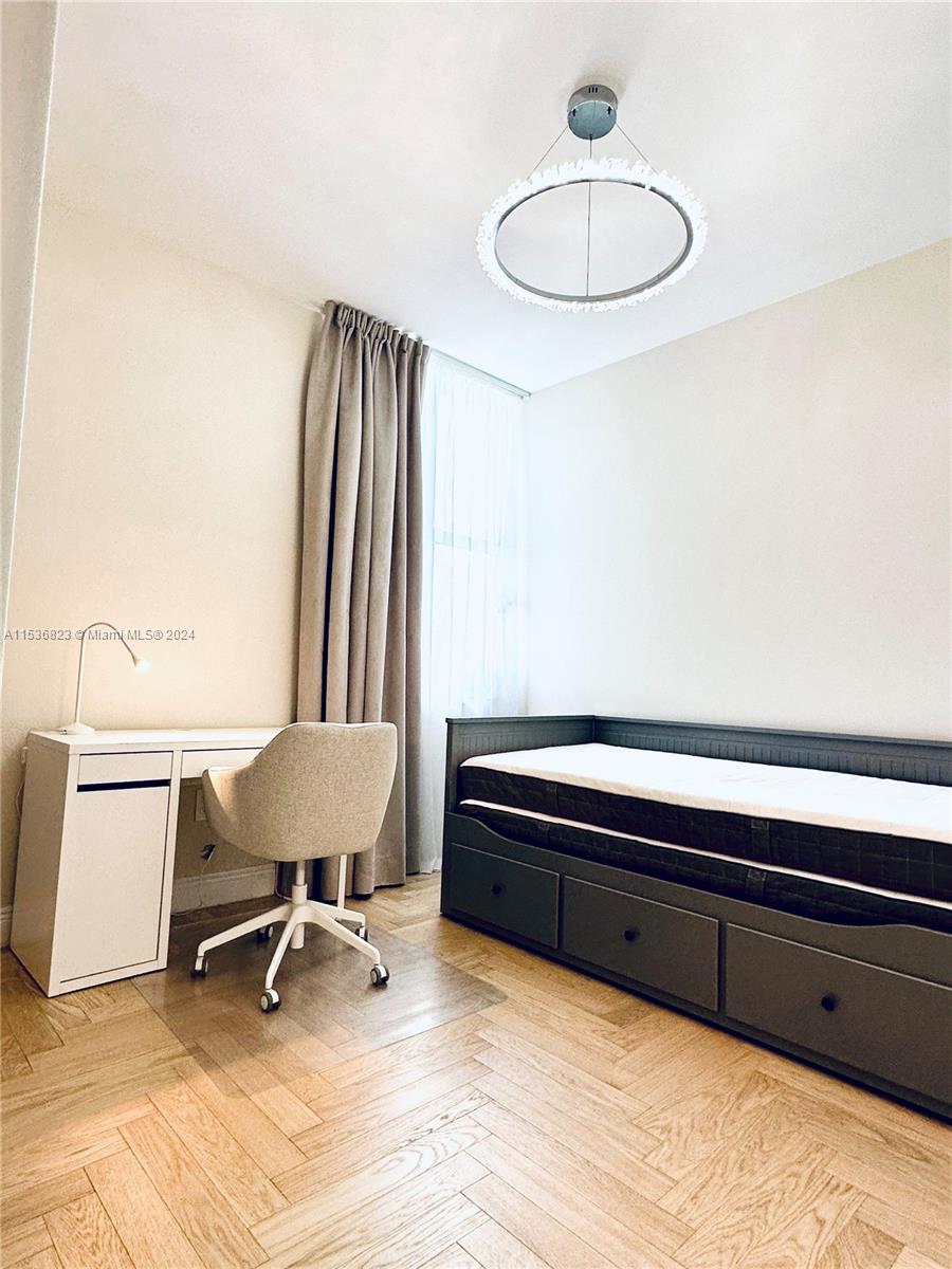 3330 NE 190th St 917, Aventura, Florida 33180, 2 Bedrooms Bedrooms, ,2 BathroomsBathrooms,Residentiallease,For Rent,3330 NE 190th St 917,A11536823